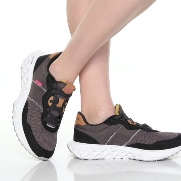 NEW.COLE HAAN Zero Gravity All Day Performance Runners asphalt for women 124tn - Picture 1 of 10